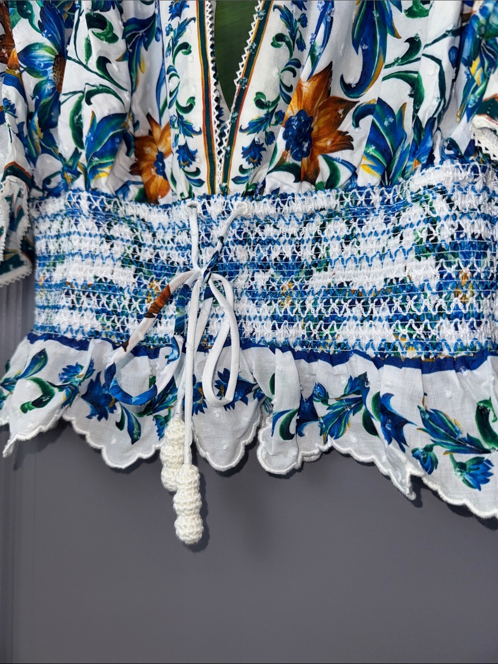 FARMRIO Off-White Flora Tile Smocked Blouse | Size XS | NWT - Picture 7 of 12